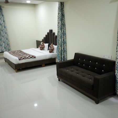 Casa Green Otel Shirdi Dış mekan fotoğraf