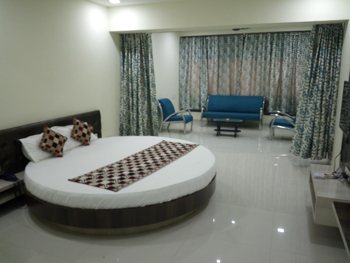 Casa Green Otel Shirdi Dış mekan fotoğraf
