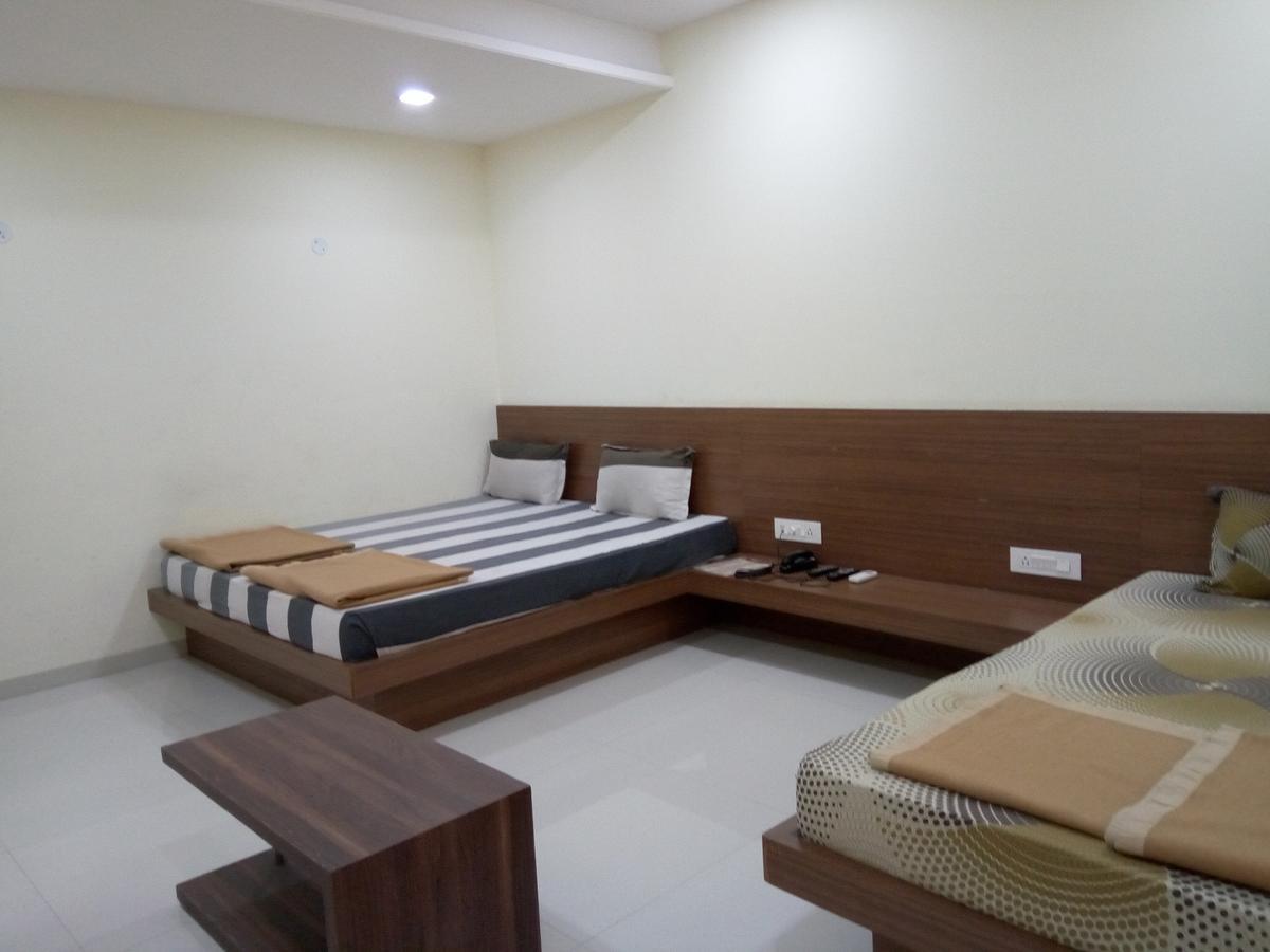 Casa Green Otel Shirdi Dış mekan fotoğraf