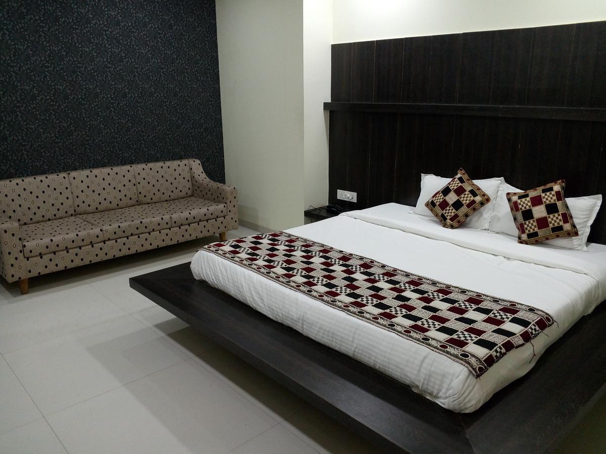 Casa Green Otel Shirdi Dış mekan fotoğraf
