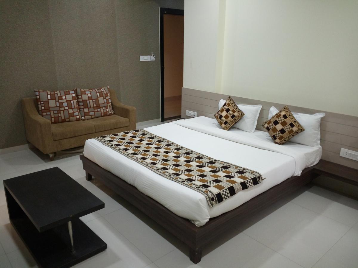 Casa Green Otel Shirdi Dış mekan fotoğraf